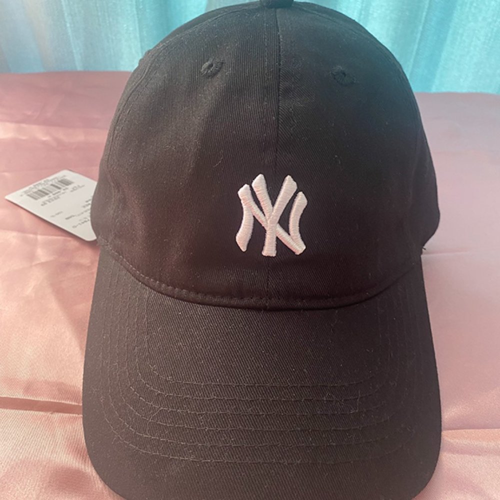 Peaked Cap Drivers Cap MLB White Embroidered Logo Baseball Cap Sun Hat